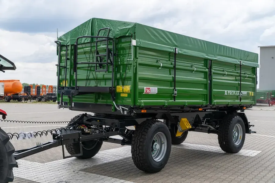 PRONAR T680